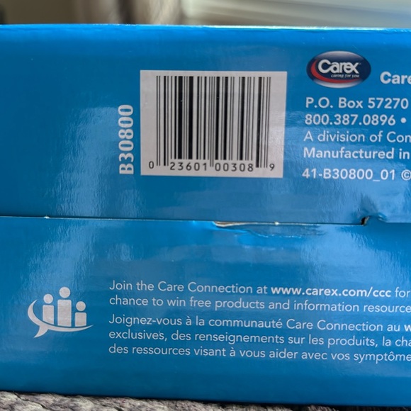 BRAND NEW in box: Elongated Raised Toilet Seat - Picture 9 of 9